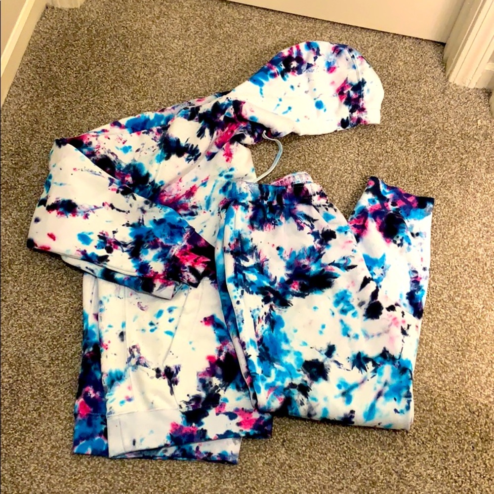 Custom Tie Dye Nike Sweatshirt NWOT - Picture 9 of 9